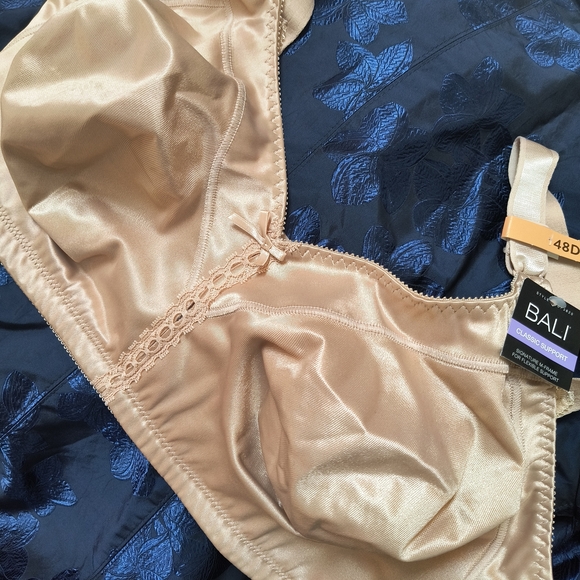 Bali Classic Support Bra (3)- Beige - Picture 2 of 6